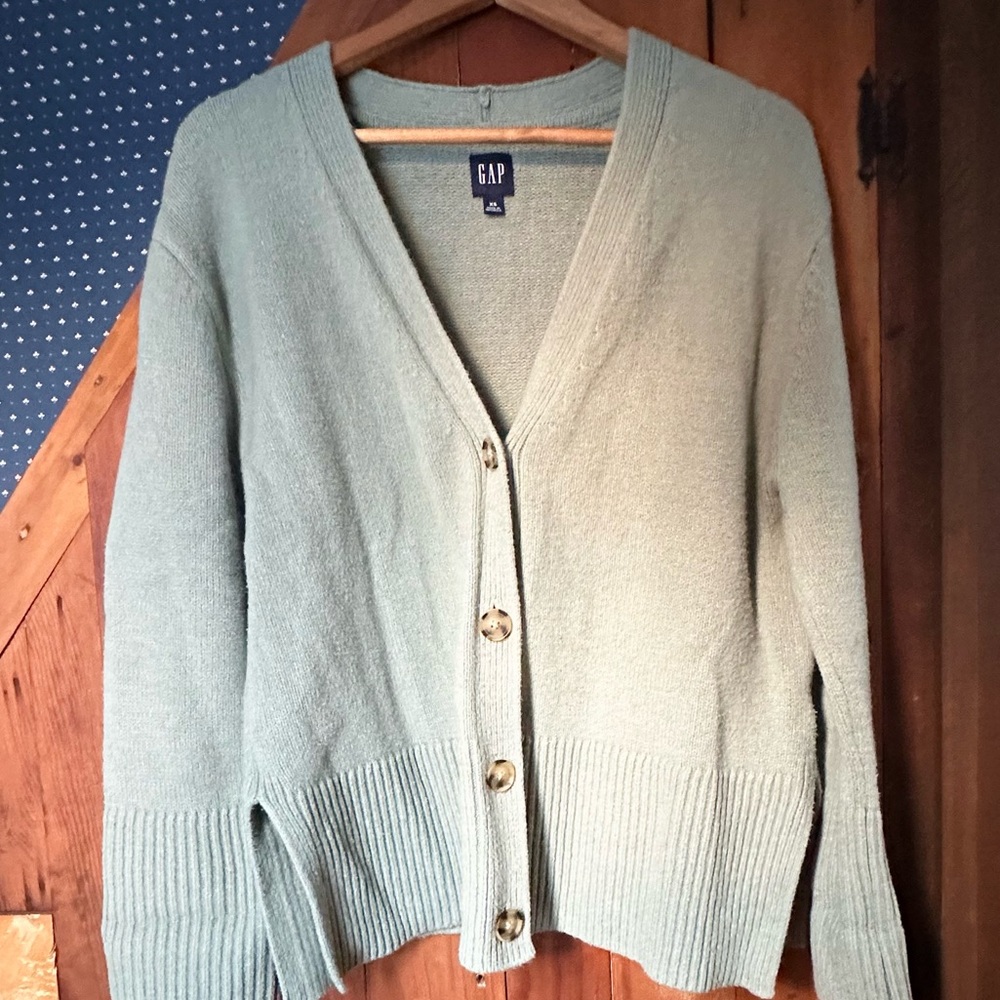 GAP Women's Green Cardigan Sweater